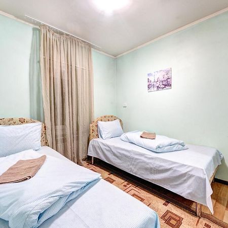 Hotel Zvezda Kiev Dış mekan fotoğraf