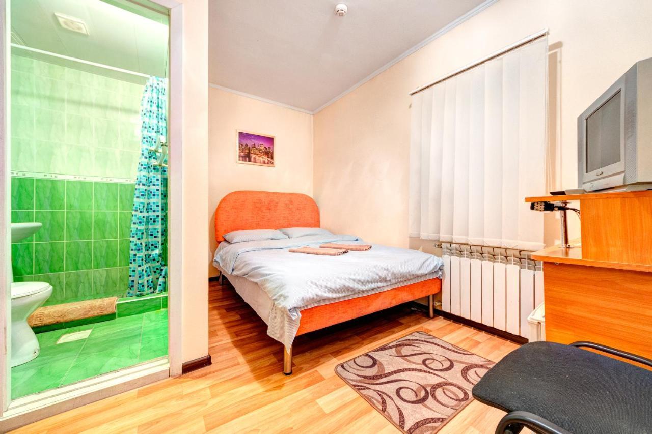 Hotel Zvezda Kiev Dış mekan fotoğraf