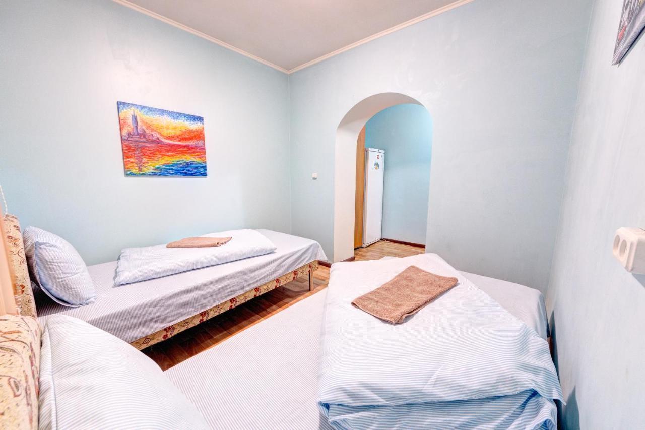 Hotel Zvezda Kiev Dış mekan fotoğraf