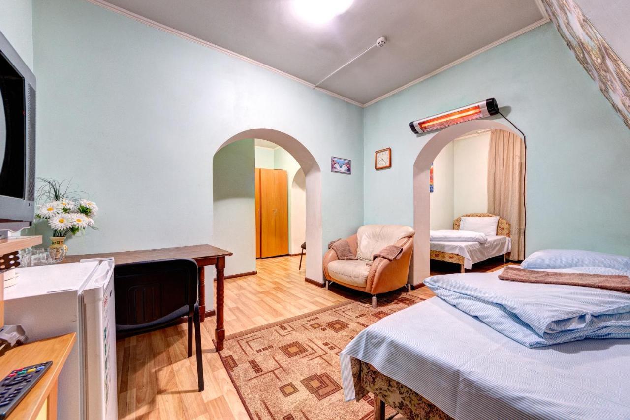 Hotel Zvezda Kiev Dış mekan fotoğraf